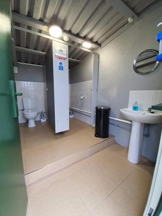 Hotel Gorse Hill Glamping Newcastle  Esterno foto