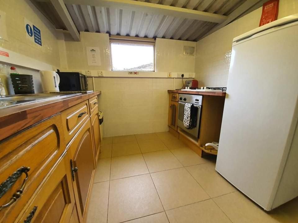 Hotel Gorse Hill Glamping Newcastle  Esterno foto